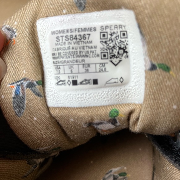 Sperry Black Quilted Duck Boots - Picture 6 of 6